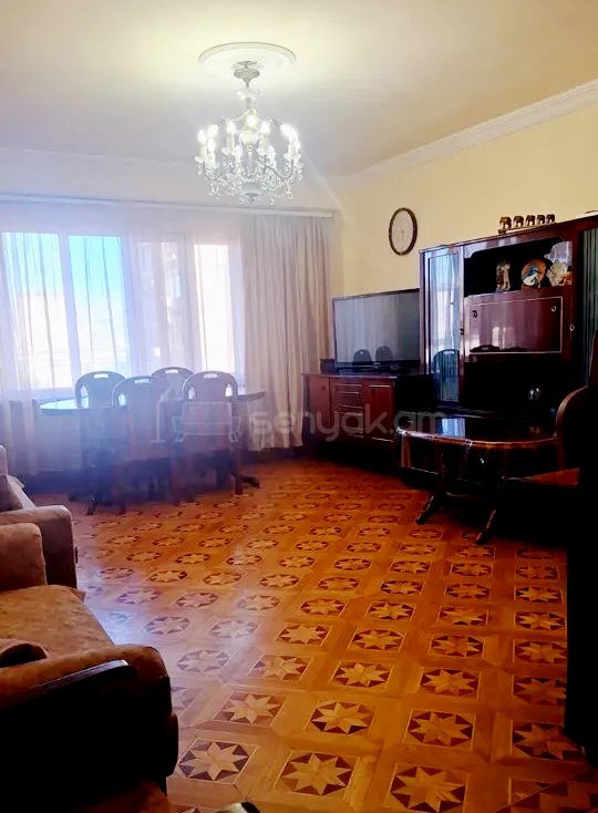 4 Սենյականոց Բնակարան, 85քմ, 8/9 հարկ, Կոսմետիկ Վերանորոգված