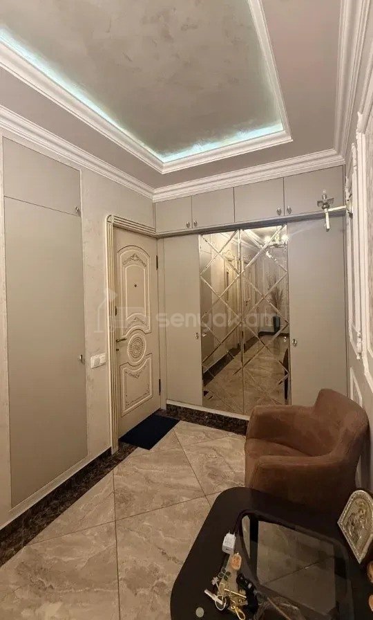 3 Սենյականոց Բնակարան, 78քմ, 3/9 հարկ, Կապիտալ Վերանորոգված