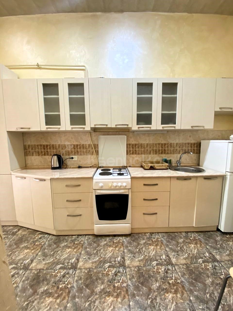 1 Սենյականոց Սեփական Տուն, 42քմ, Կապիտալ Վերանորոգված, Կահավորված