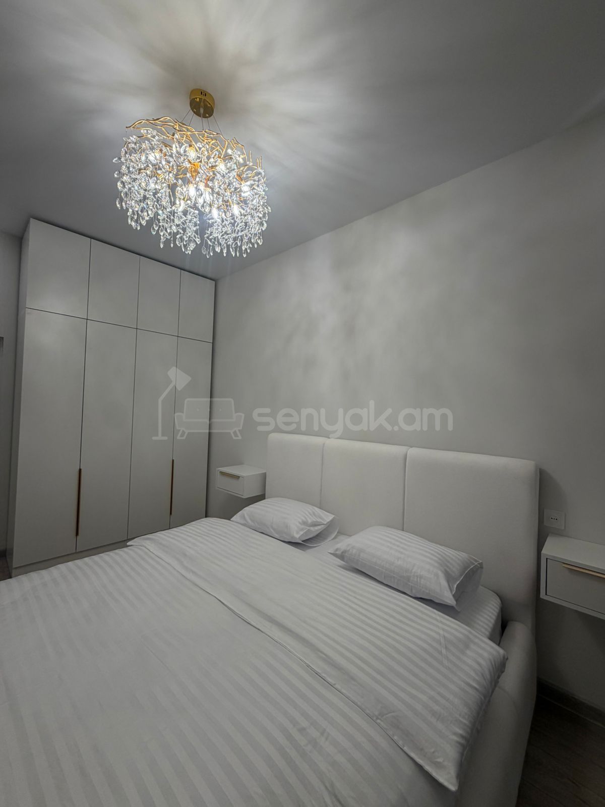 2 Սենյականոց Բնակարան, 53քմ, 11/17 հարկ, Դիզայներական Վերանորոգված, Կահավորված, Արևկող