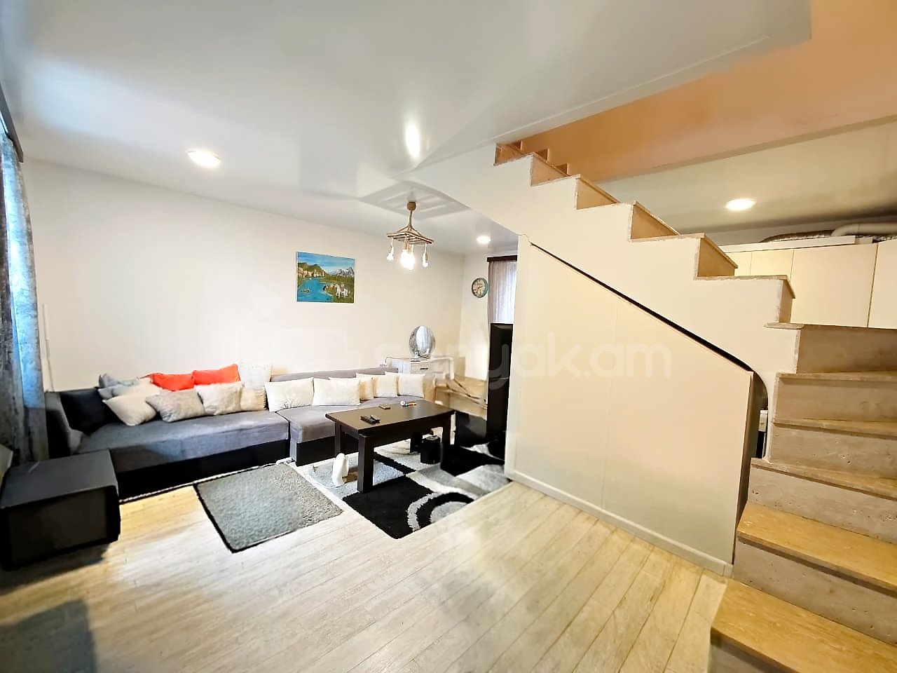 3 Սենյականոց Սեփական Տուն, 65քմ, Կապիտալ Վերանորոգված