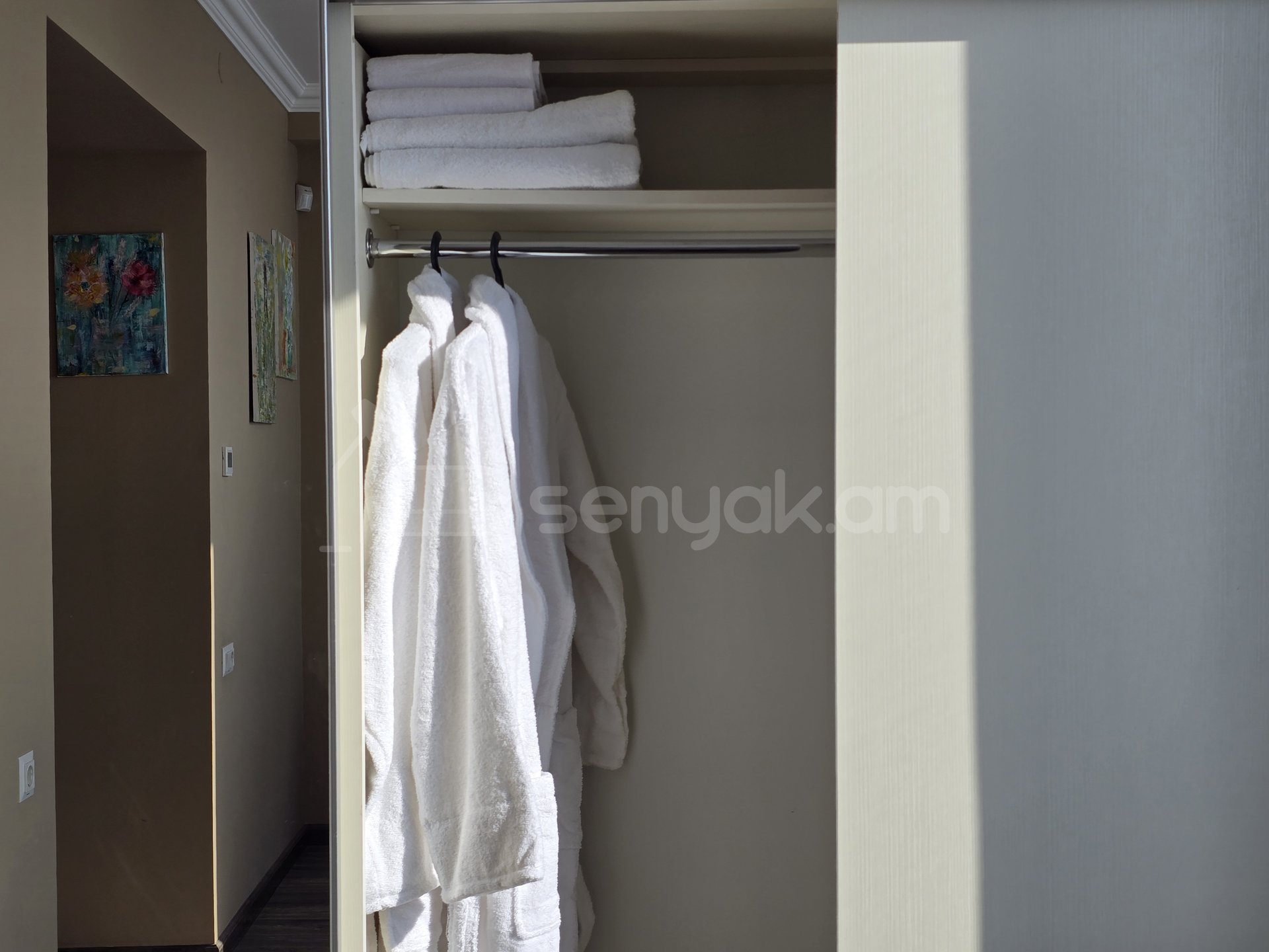 5 Սենյականոց Շքեղ Առանձնատուն, 270քմ, Լողավազանով