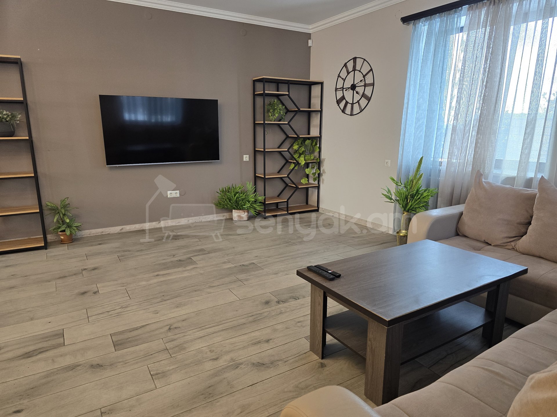 5 Սենյականոց Շքեղ Առանձնատուն, 270քմ, Լողավազանով