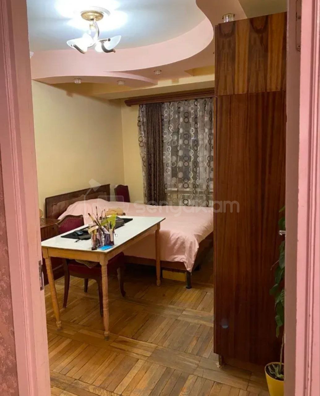 3 Սենյականոց Բնակարան, 64քմ, 15/15 հարկ, Նորմալ Վիճակում, Կահավորված, Արևկող