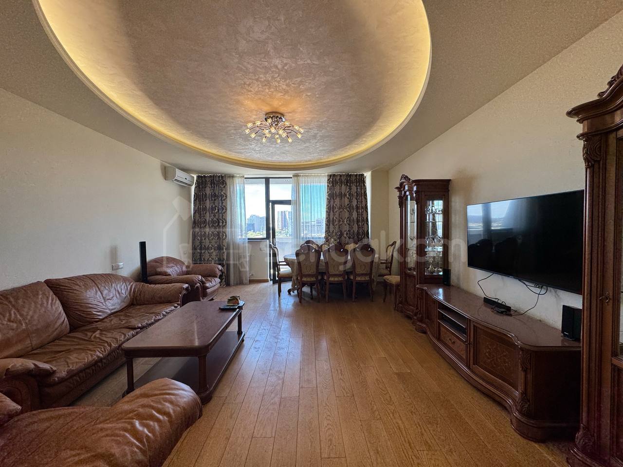 4 Սենյականոց Բնակարան, 160քմ, 2/22 հարկ, Կապիտալ Վերանորոգված