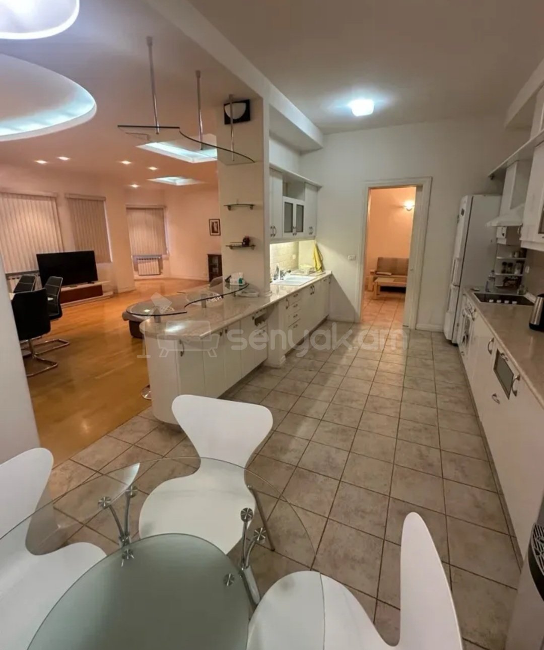 3 Սենյականոց Բնակարան, 160քմ, 6/12 հարկ, Կապիտալ Վերանորոգված, Կահավորված