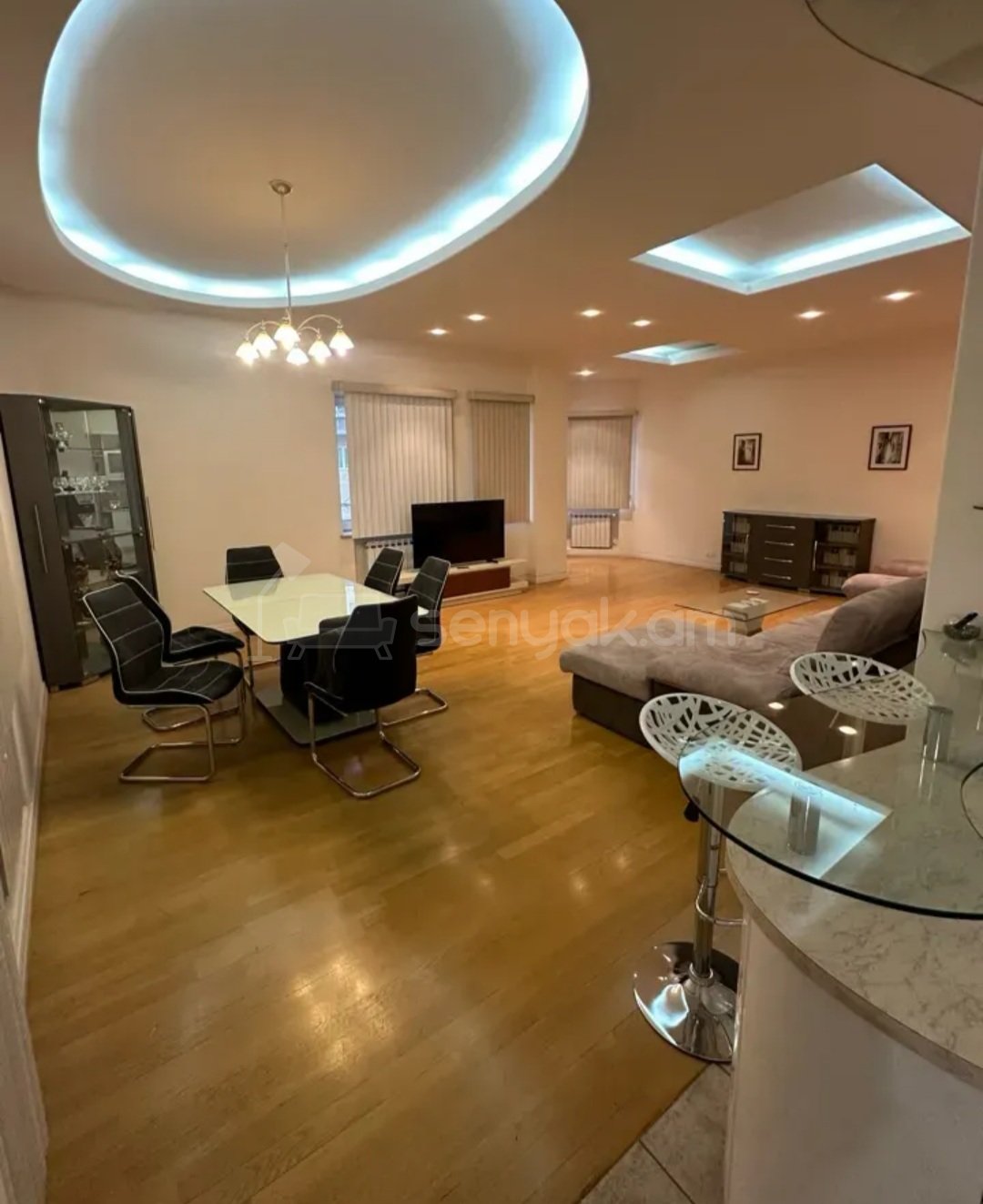 3 Սենյականոց Բնակարան, 160քմ, 6/12 հարկ, Կապիտալ Վերանորոգված, Կահավորված