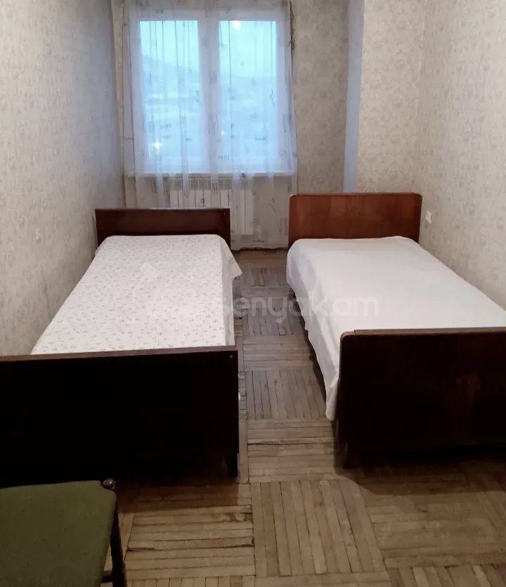 3 Սենյականոց Բնակարան, 67քմ, 6/14 հարկ, Նորմալ Վիճակում, Կահավորված, Արևկող