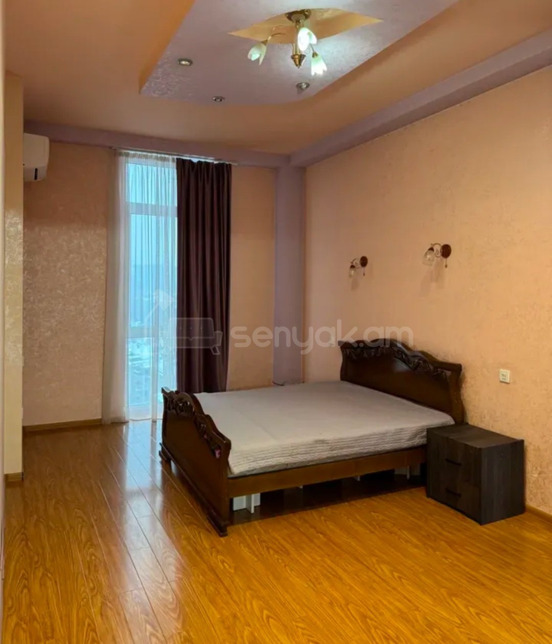 3 Սենյականոց Բնակարան, 120քմ, 9/13 հարկ, Կապիտալ Վերանորոգված, Կահավորված, Արևկող