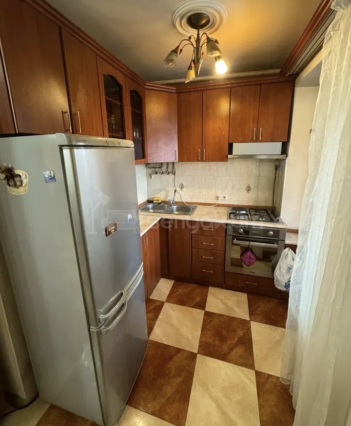 3 Սենյականոց Բնակարան Քարե Շենքում, 67քմ, 4/9 հարկ, Կապիտալ Վերանորոգված, Կահավորված, Արևկող