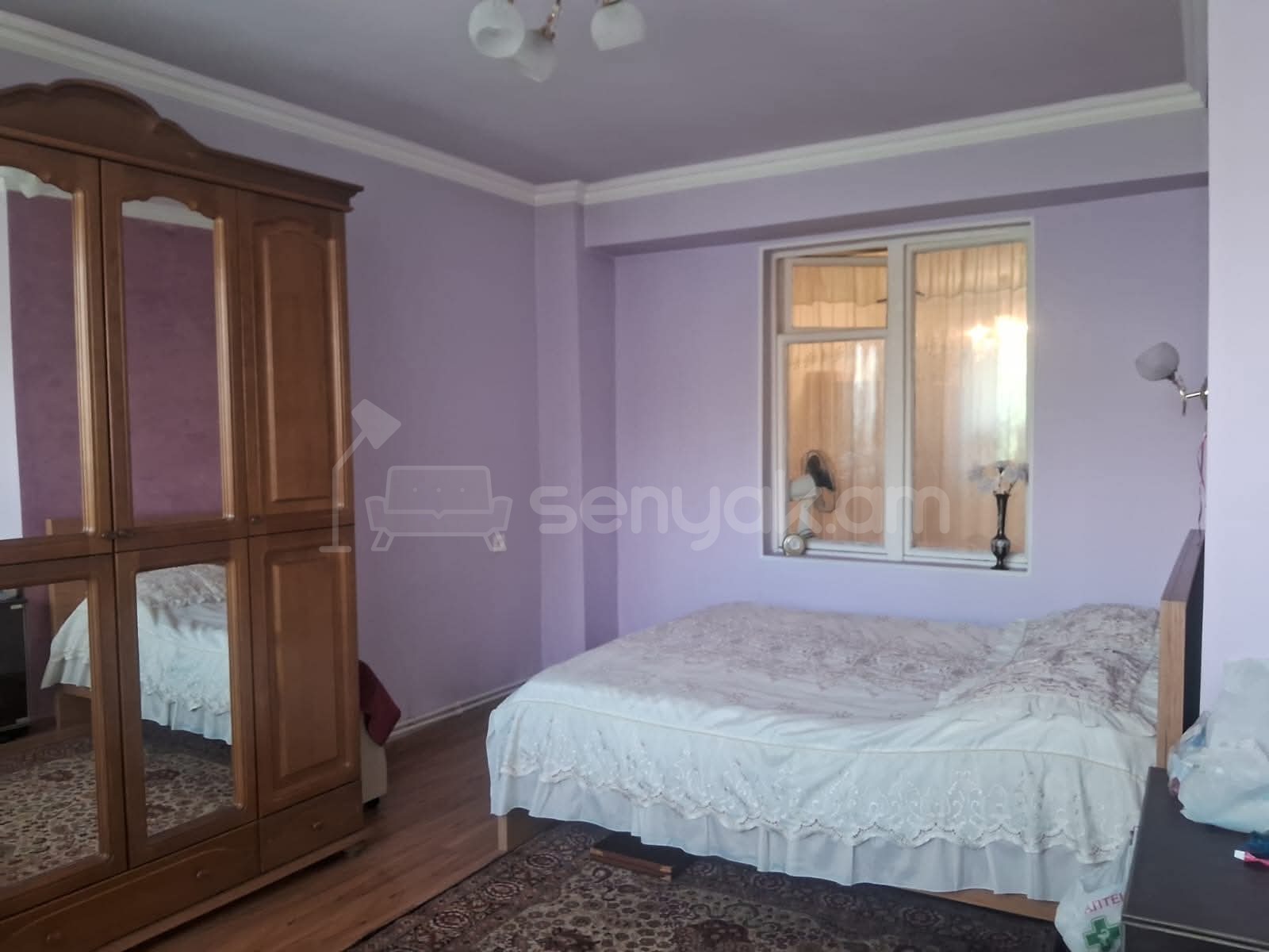 4 Սենյականոց Բնակարան Քարե Շենքում, 102քմ, 5/5 հարկ, Կապիտալ Վերանորոգված