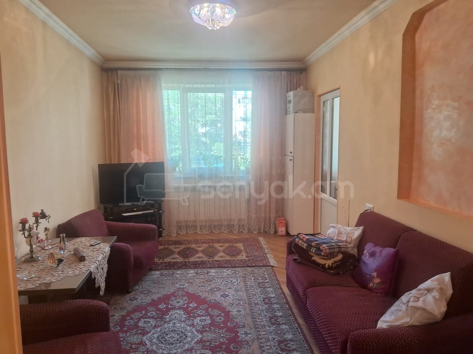 4 Սենյականոց Բնակարան Քարե Շենքում, 102քմ, 5/5 հարկ, Կապիտալ Վերանորոգված