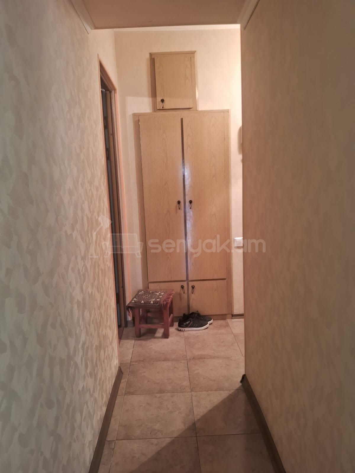 4 Սենյականոց Բնակարան Քարե Շենքում, 102քմ, 5/5 հարկ, Կապիտալ Վերանորոգված