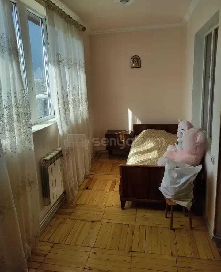 3 Սենյականոց Բնակարան, 86քմ, 9/9 հարկ, Նորմալ Վիճակում