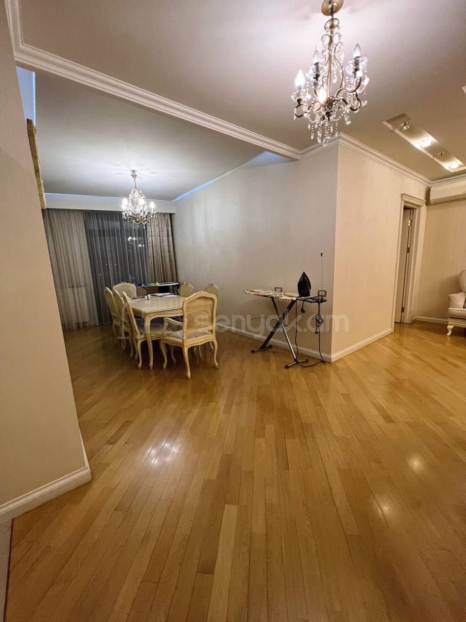 2 Սենյականոց Բնակարան Նորակառույցում, 93քմ, 18/24 հարկ, Դիզայներական Վերանորոգված