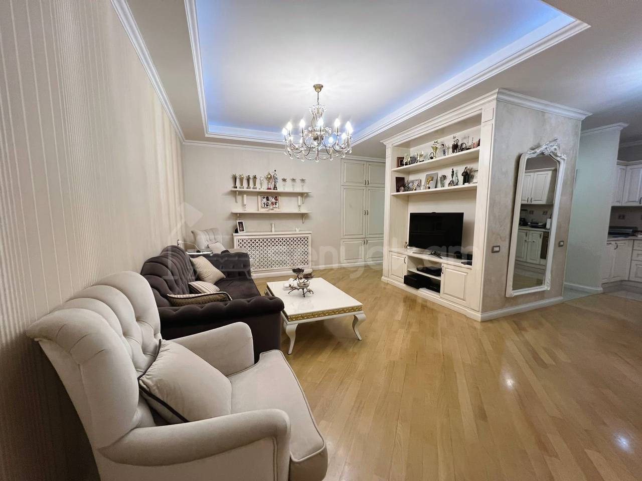 2 Սենյականոց Բնակարան Նորակառույցում, 93քմ, 18/24 հարկ, Դիզայներական Վերանորոգված