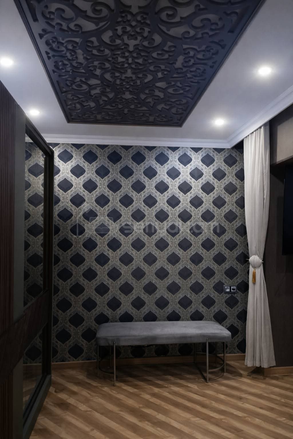 4 Սենյականոց Բնակարան, 96քմ, 2/3 հարկ, Դիզայներական Վերանորոգված