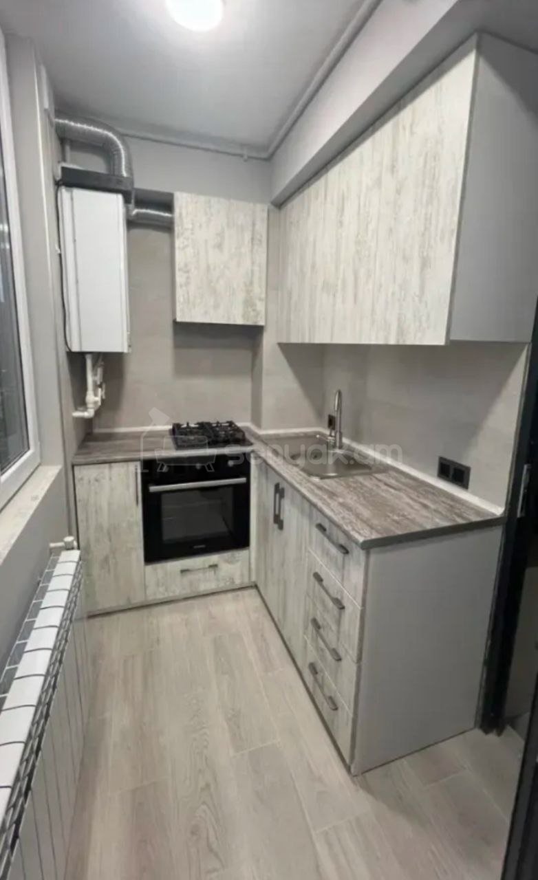 2 Սենյականոց Բնակարան, 45քմ, 8/9 հարկ, Կապիտալ Վերանորոգված, Կահավորված, Արևկող