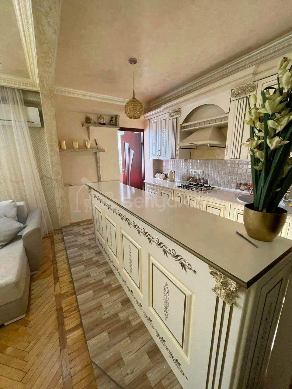 3 Սենյականոց Բնակարան, 60քմ, 4/9 հարկ, Դիզայներական Վերանորոգված, Կահավորված, Արևկող