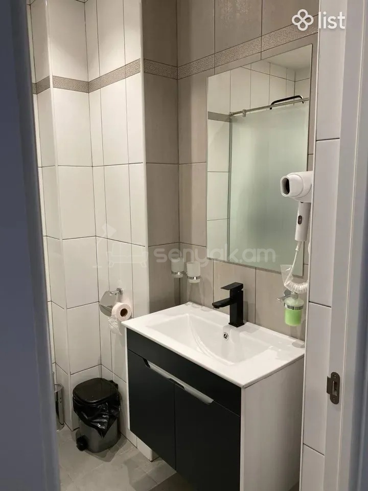 3 Սենյականոց Բնակարան Նորակառույցում, 60քմ, 8/12 հարկ, Դիզայներական Վերանորոգված