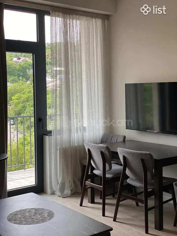 3 Սենյականոց Բնակարան Նորակառույցում, 60քմ, 8/12 հարկ, Դիզայներական Վերանորոգված