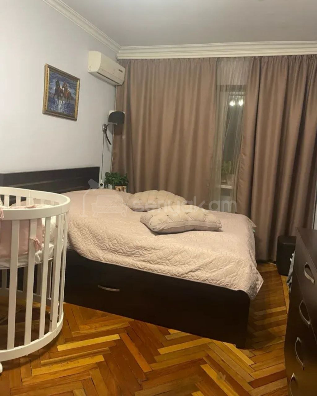 2 Սենյականոց Բնակարան Քարե Շենքում, 72քմ, 3/4 հարկ, Նորմալ Վիճակում, Կահավորված, Արևկող