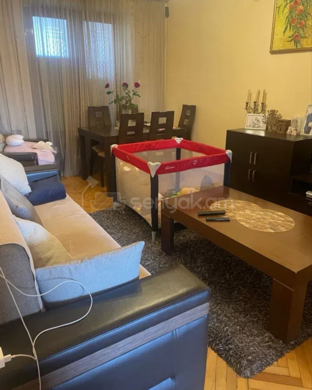 2 Սենյականոց Բնակարան Քարե Շենքում, 72քմ, 3/4 հարկ, Նորմալ Վիճակում, Կահավորված, Արևկող