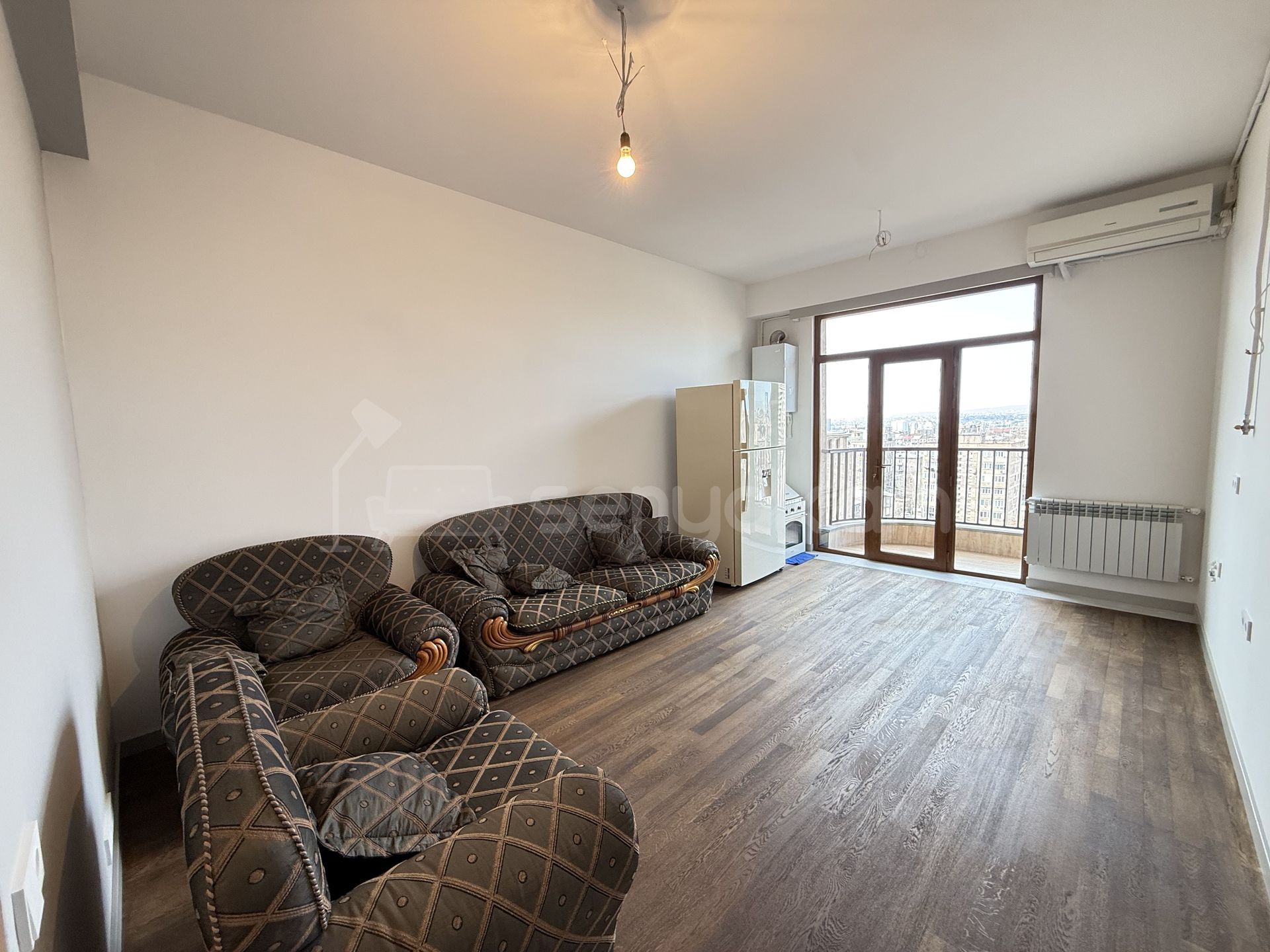 3 Սենյականոց Բնակարան Նորակառույցում, 73քմ, 9/11 հարկ, Կապիտալ Վերանորոգված