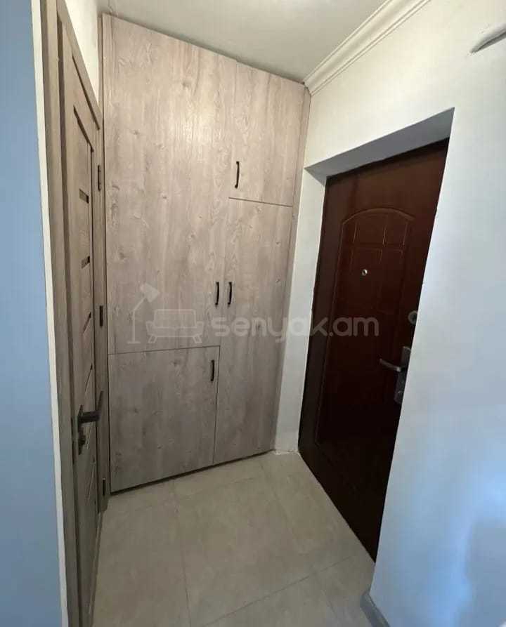 1 Սենյականոց Բնակարան, 32քմ, 3/5 հարկ, Նորմալ Վիճակում