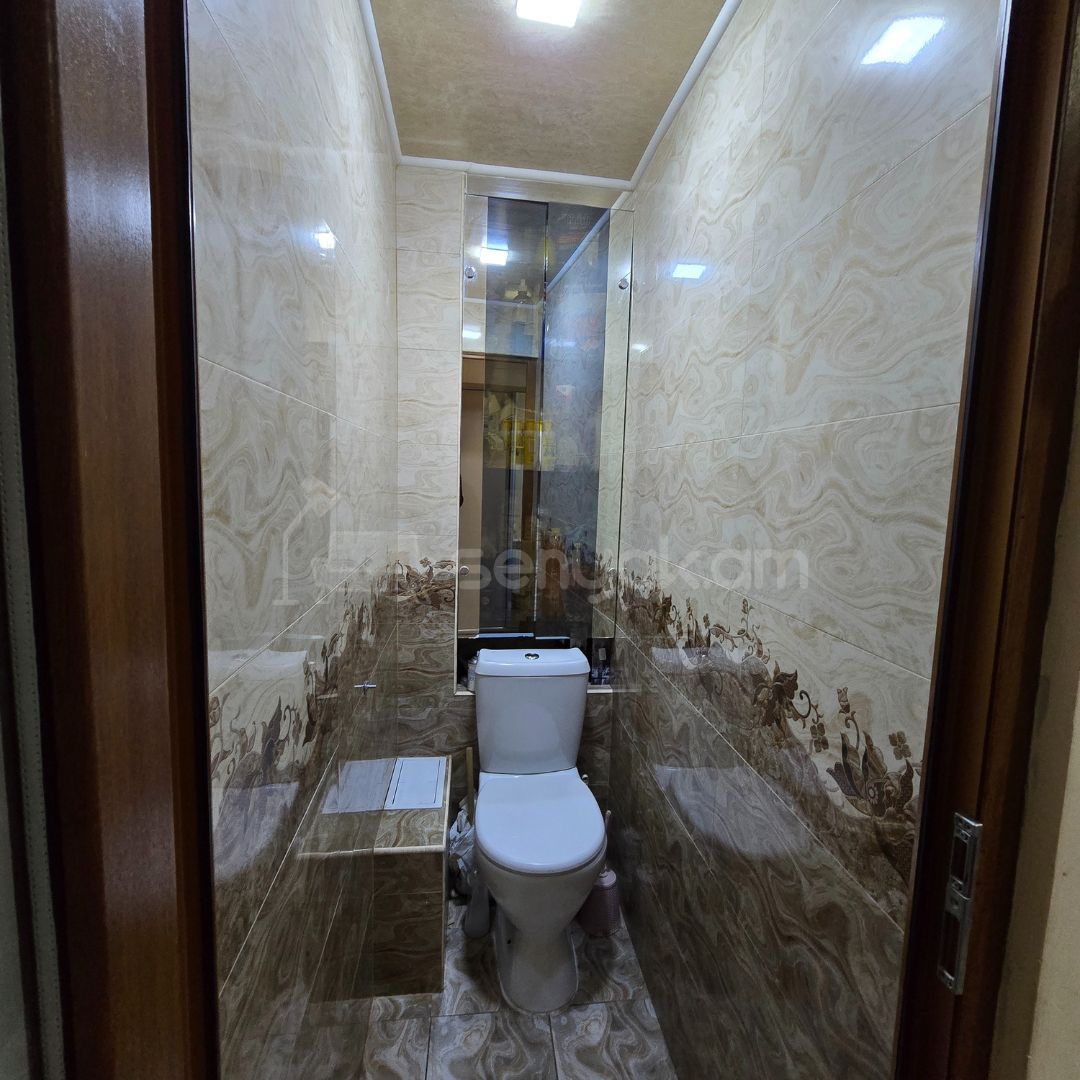 4 Սենյականոց Բնակարան Քարե Շենքում, 75քմ, 4/5 հարկ, Կոսմետիկ Վերանորոգված