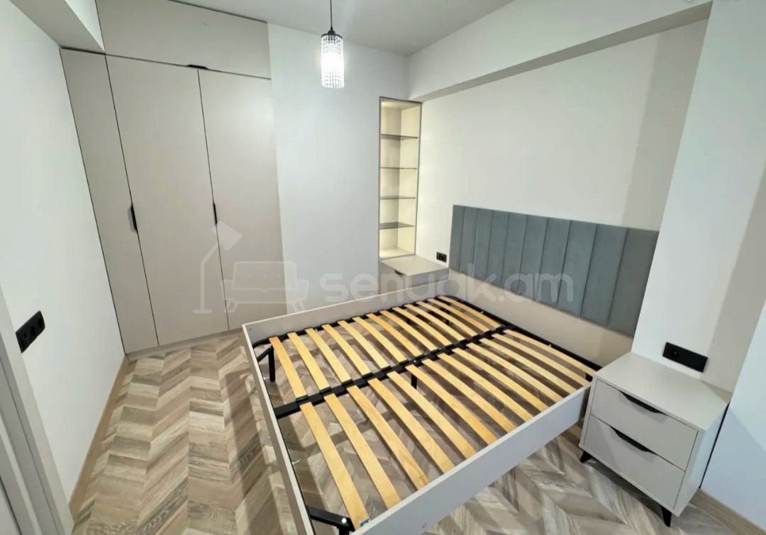 2 Սենյականոց Բնակարան, 42քմ, 3/8 հարկ, Դիզայներական Վերանորոգված