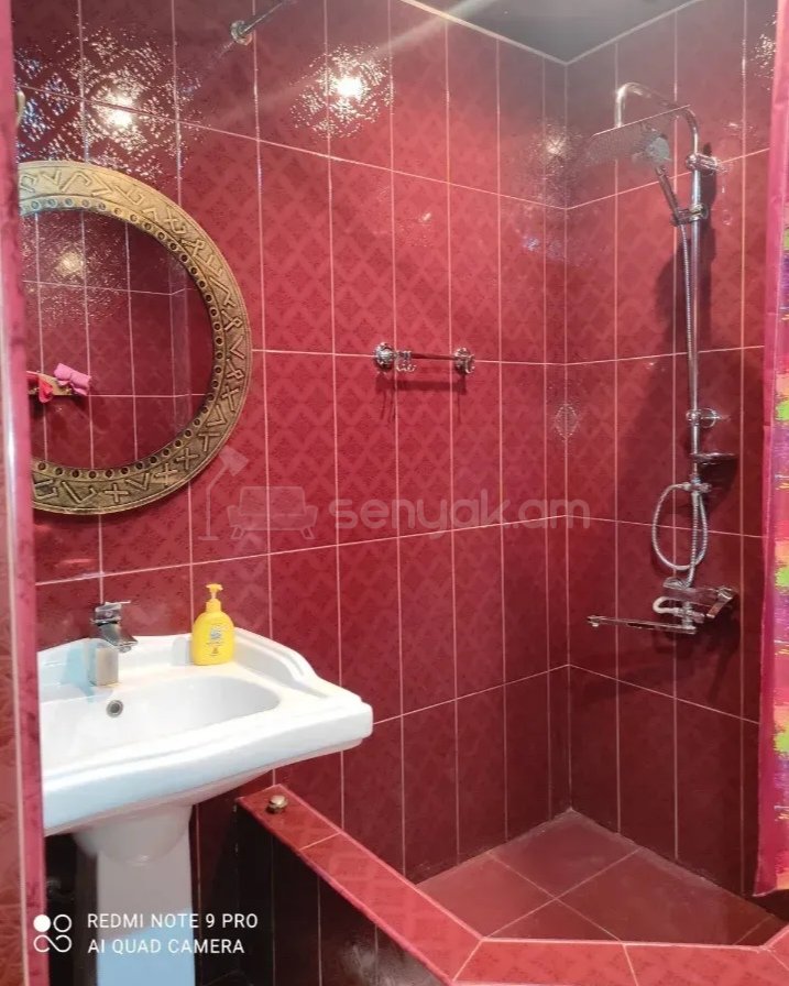 2 Սենյականոց Բնակարան, 50քմ, 5/9 հարկ, Նորմալ Վիճակում, Կահավորված