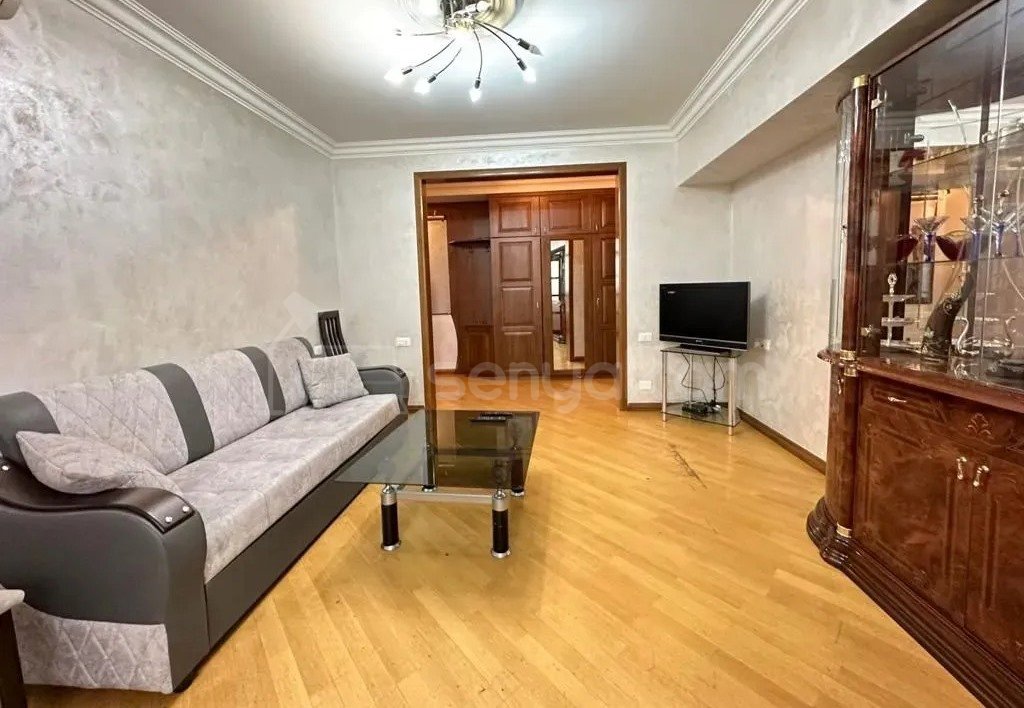 3 Սենյականոց Բնակարան, 67քմ, 2/11 հարկ, Կապիտալ Վերանորոգված