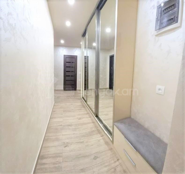 2 Սենյականոց Բնակարան, 67քմ, 7/9 հարկ, Կապիտալ Վերանորոգված