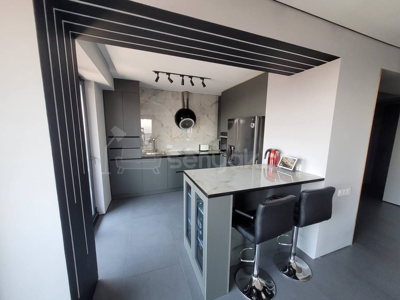 3 Սենյականոց Բնակարան Նորակառույցում, 95քմ, 11/14 հարկ, Դիզայներական Վերանորոգված