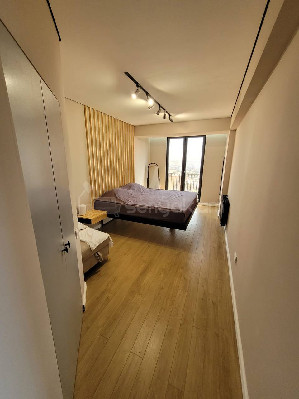 3 Սենյականոց Բնակարան Նորակառույցում, 95քմ, 11/14 հարկ, Դիզայներական Վերանորոգված