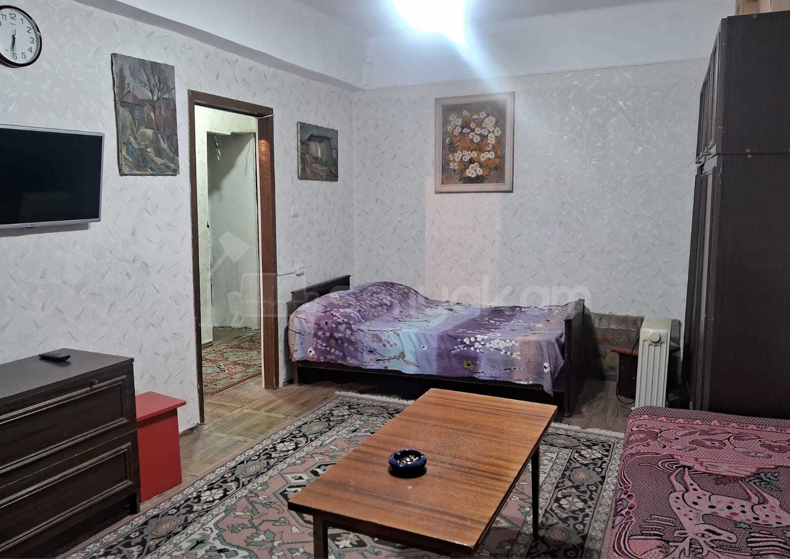 1 Սենյականոց Բնակարան, 40քմ, 9/9 հարկ, Նորմալ Վիճակում