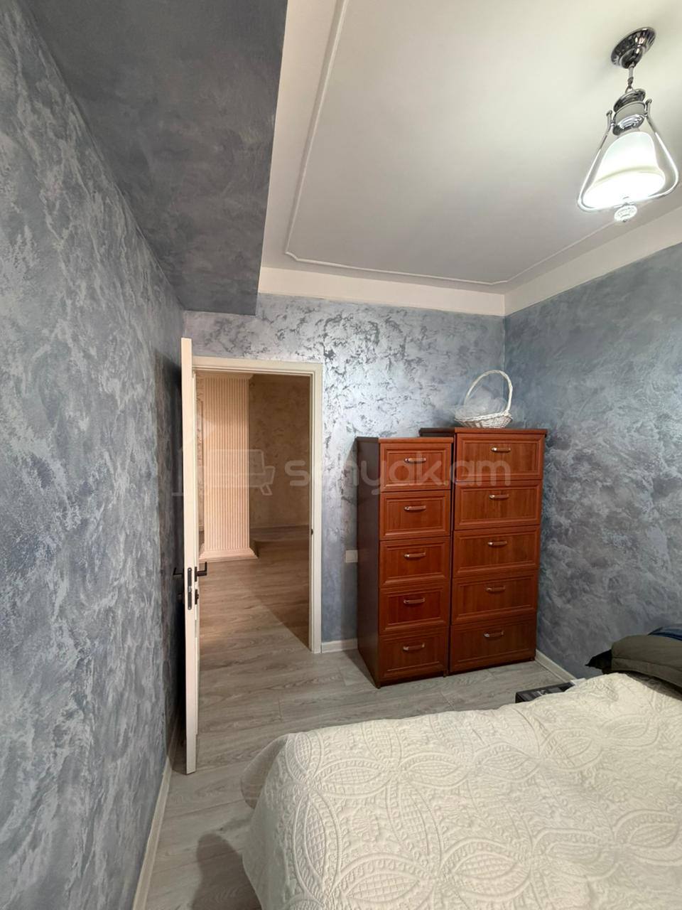 3 Սենյականոց Բնակարան, 82քմ, 6/14 հարկ, Նորմալ Վիճակում