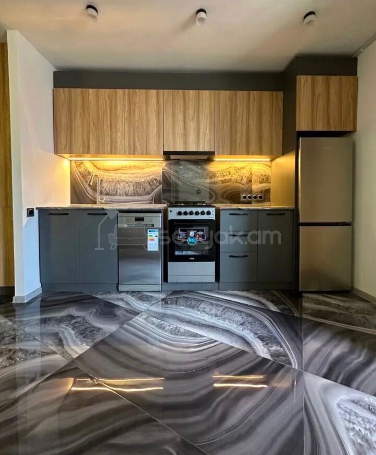 2 Սենյականոց Բնակարան, 45քմ, 12/12 հարկ, Դիզայներական Վերանորոգված