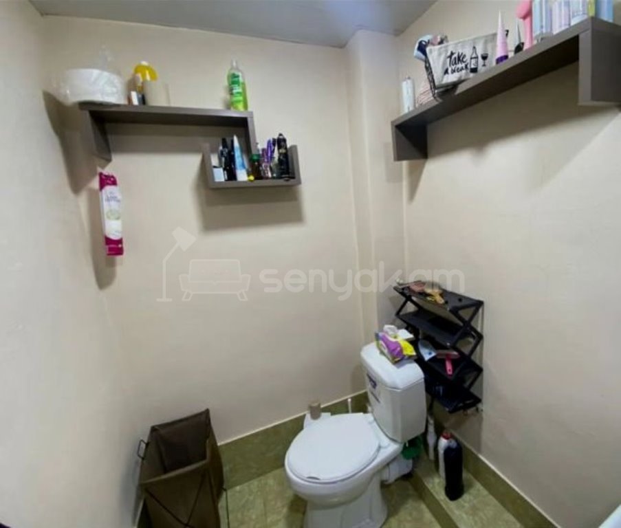 4 Սենյականոց Բնակարան Քարե Շենքում, 109քմ, 1/5 հարկ, Կապիտալ Վերանորոգված