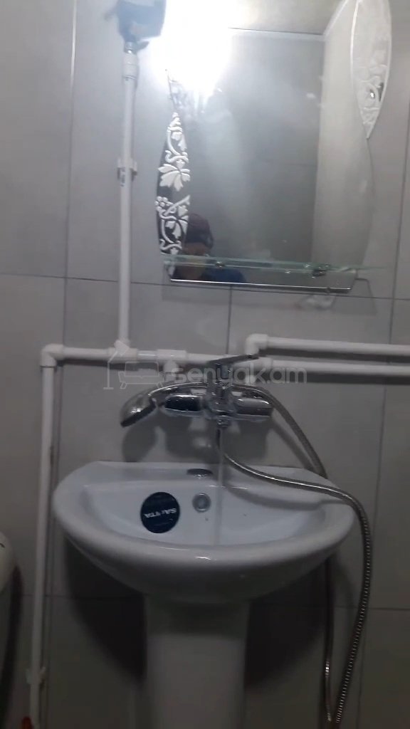 1 Սենյականոց Սեփական Տուն, 20քմ, Նորմալ Վիճակում, Մասամբ Կահավորված