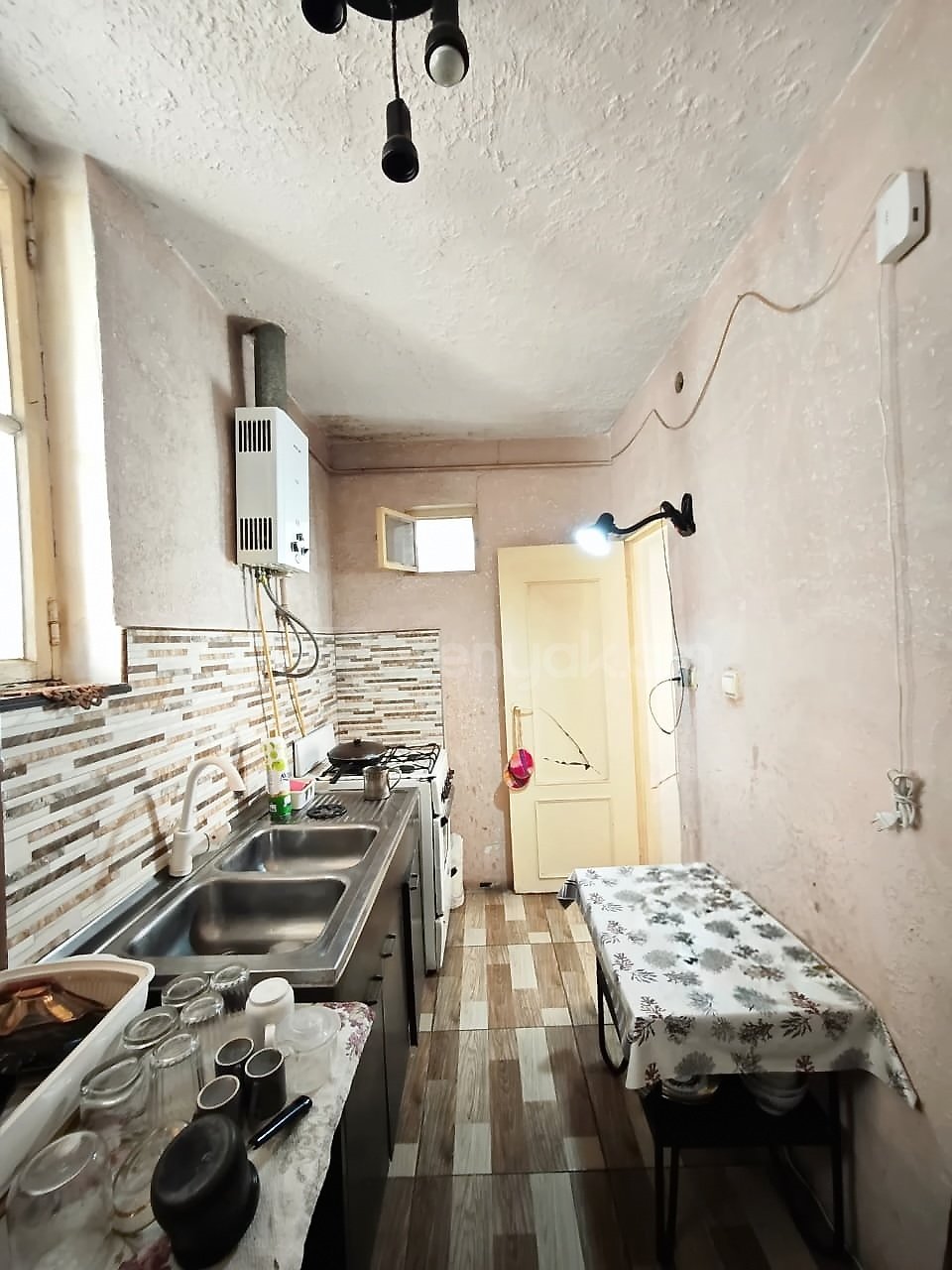 3 Սենյականոց Սեփական Տուն, 129քմ, Կոսմետիկ Վերանորոգված