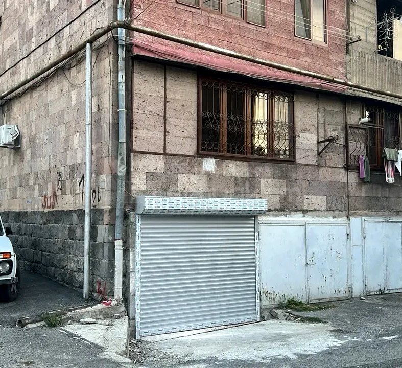 2 Սենյականոց Բնակարան Քարե Շենքում, 50քմ, 1/5 հարկ, Կապիտալ Վերանորոգված