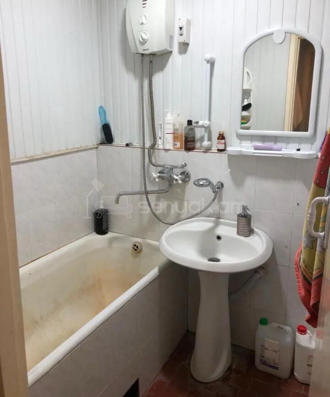 3 Սենյականոց Բնակարան, 93քմ, 4/12 հարկ, Կոսմետիկ Վերանորոգված