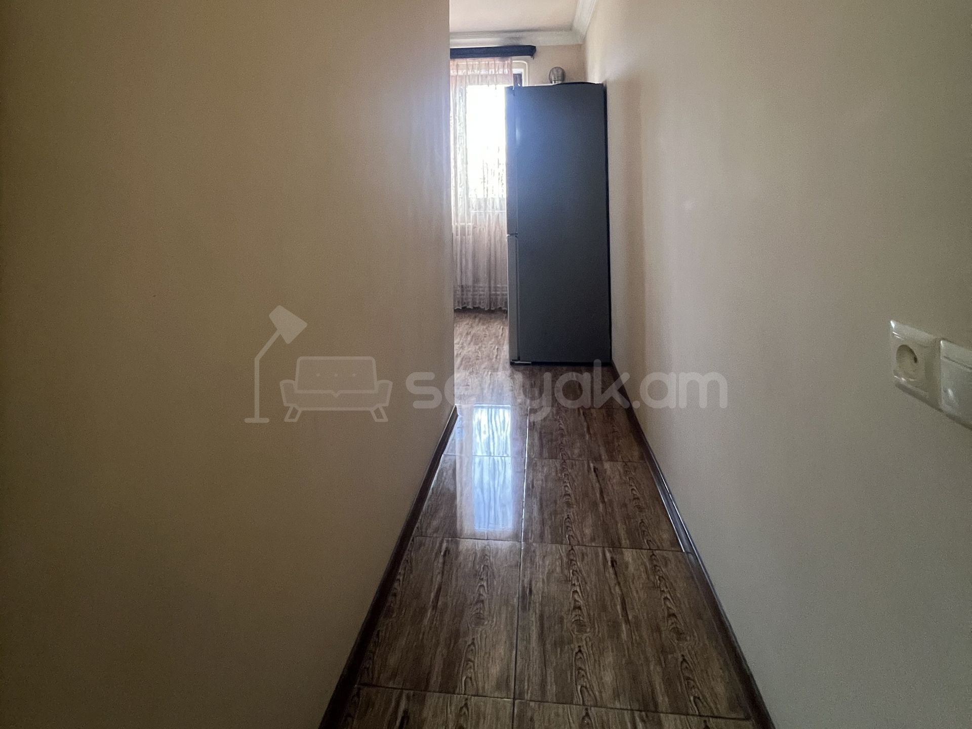 4 Սենյականոց Բնակարան, 67քմ, 3/5 հարկ, Կապիտալ Վերանորոգված