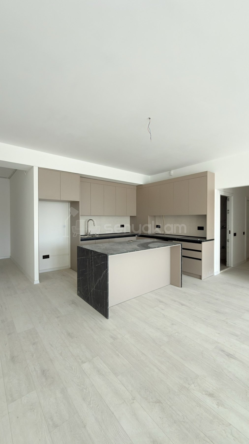 3 Սենյականոց Բնակարան Նորակառույցում, 117քմ, 6/7 հարկ, Կապիտալ Վերանորոգված