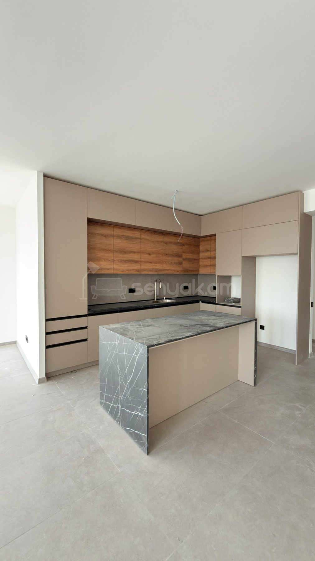 4 Սենյականոց Բնակարան Նորակառույցում, 140քմ, 6/7 հարկ, Կապիտալ Վերանորոգված