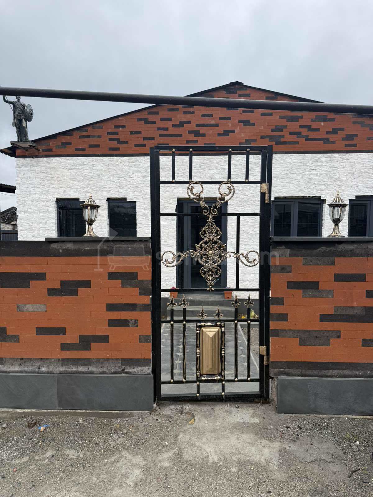 4 Սենյականոց Սեփական Տուն, 100քմ, Կապիտալ Վերանորոգված