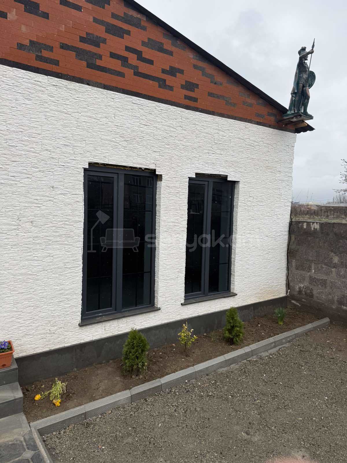 4 Սենյականոց Սեփական Տուն, 100քմ, Կապիտալ Վերանորոգված