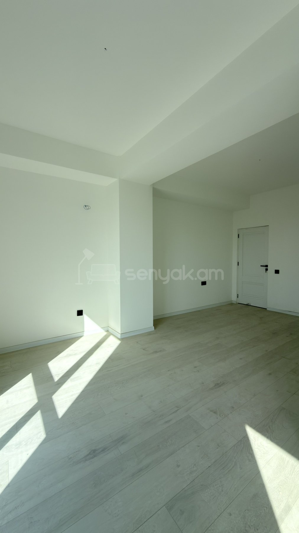 3 Սենյականոց Բնակարան Նորակառույցում, 117քմ, 6/7 հարկ, Կապիտալ Վերանորոգված